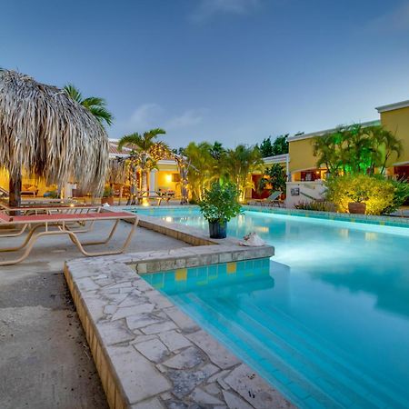 Djambo (Adults Only) Apartment Кралендижк Екстериор снимка