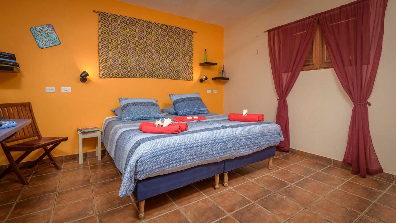 Djambo (Adults Only) Apartment Кралендижк Екстериор снимка