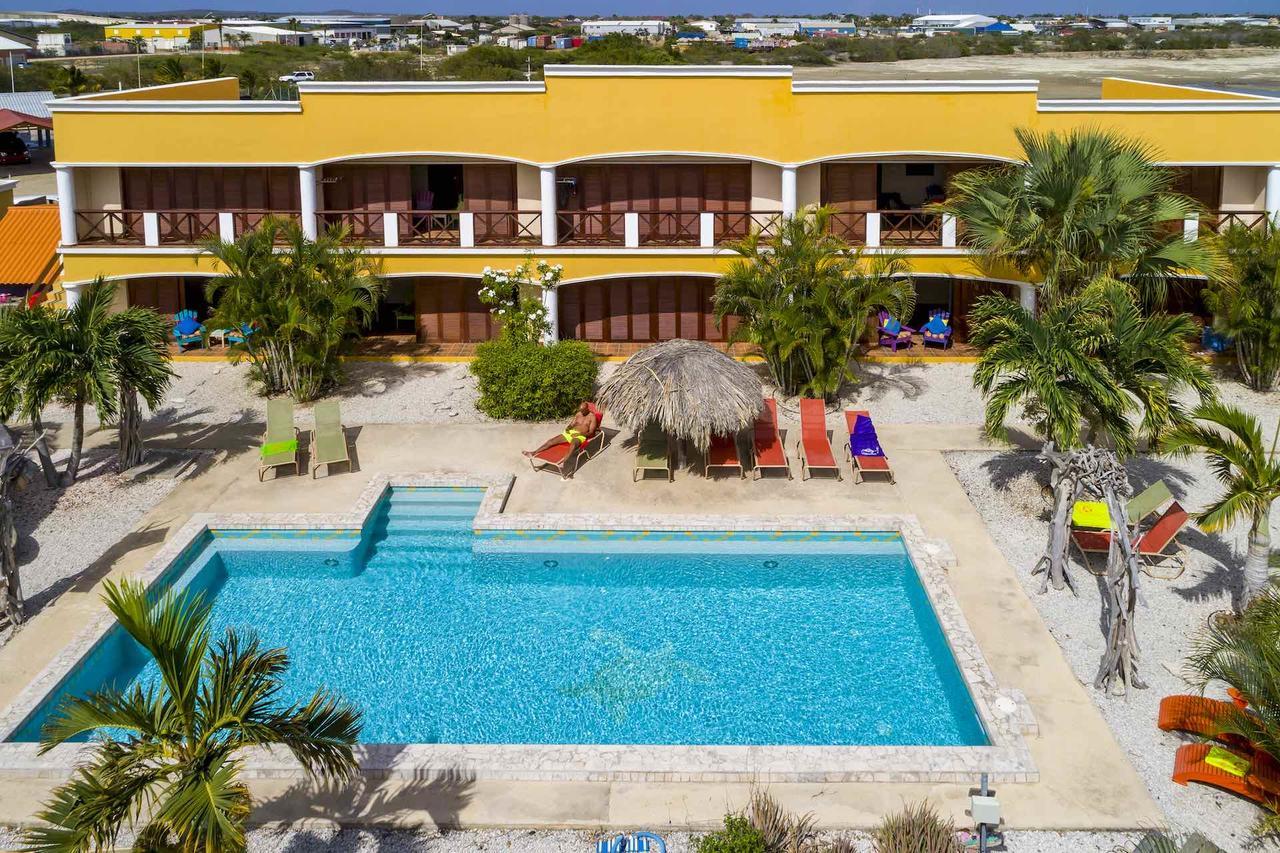 Djambo (Adults Only) Apartment Кралендижк Екстериор снимка